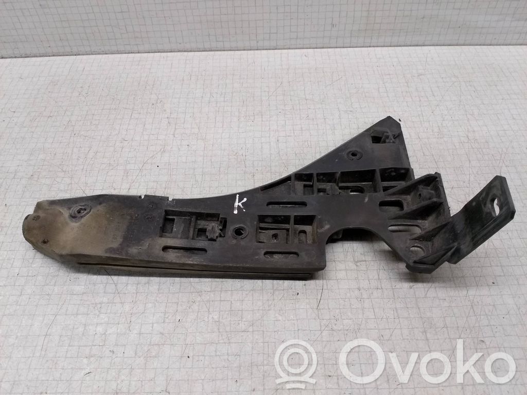Opel Vectra C Priekšpusē bampera turētājs 