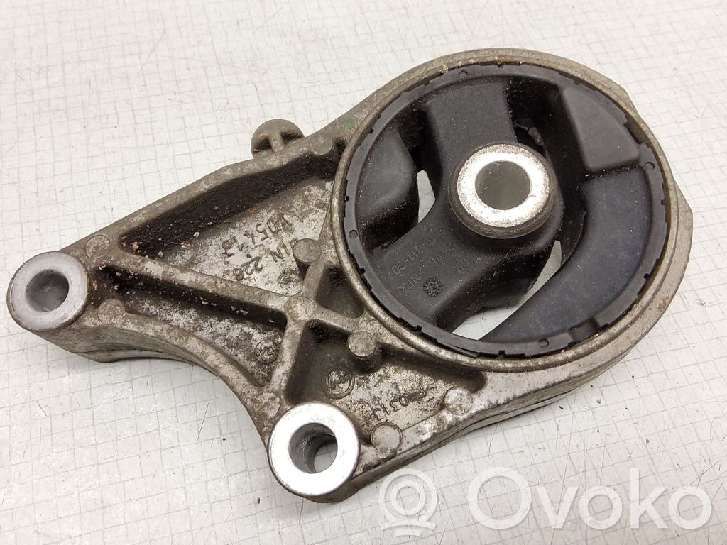 Opel Vectra C Engine mount bracket 