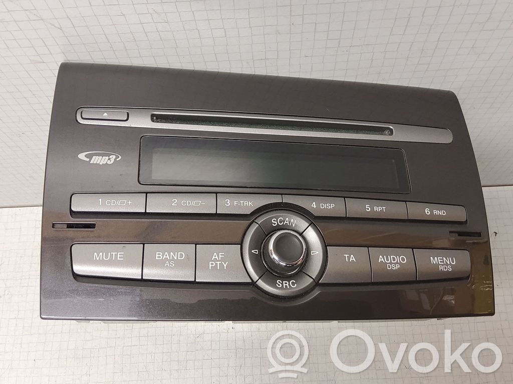 Fiat Bravo Radio/CD/DVD/GPS head unit 