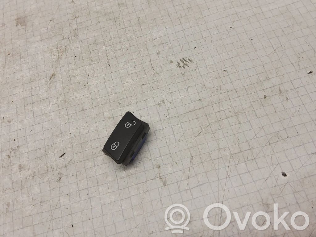 Volkswagen Caddy Central locking switch button 