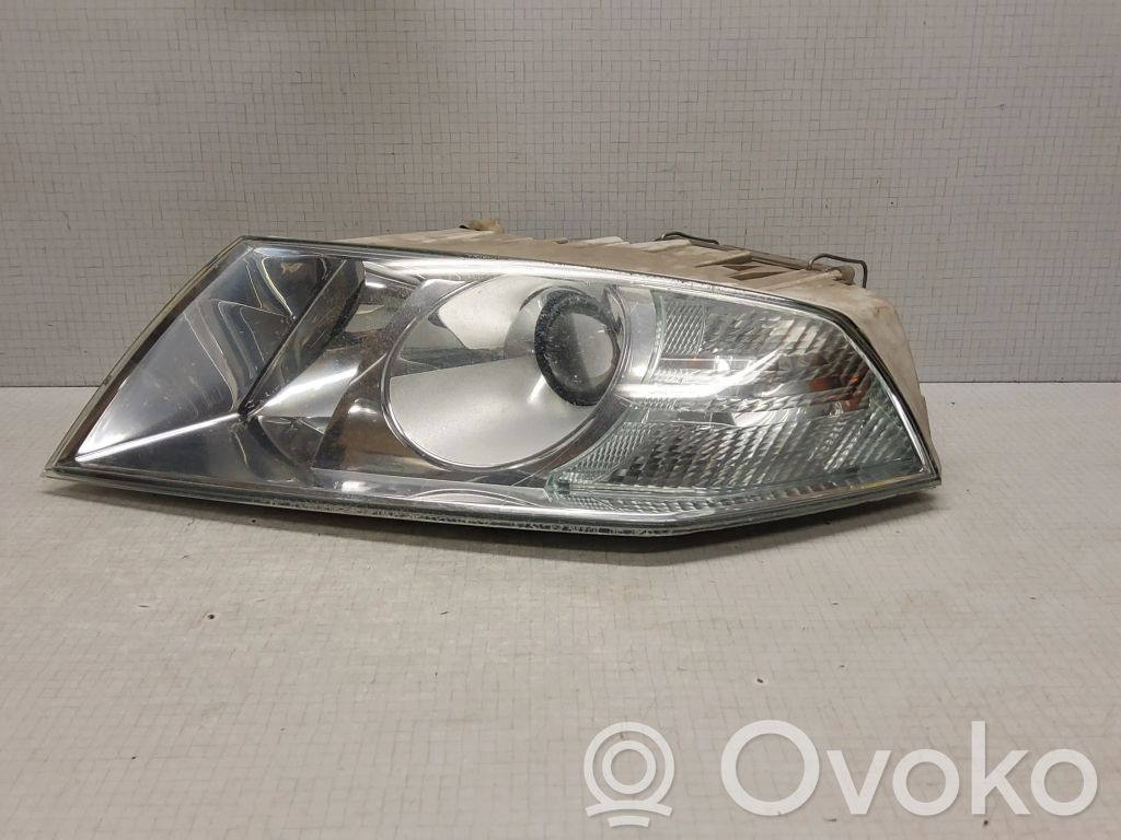 Skoda Octavia Mk2 (1Z) Headlight/headlamp 