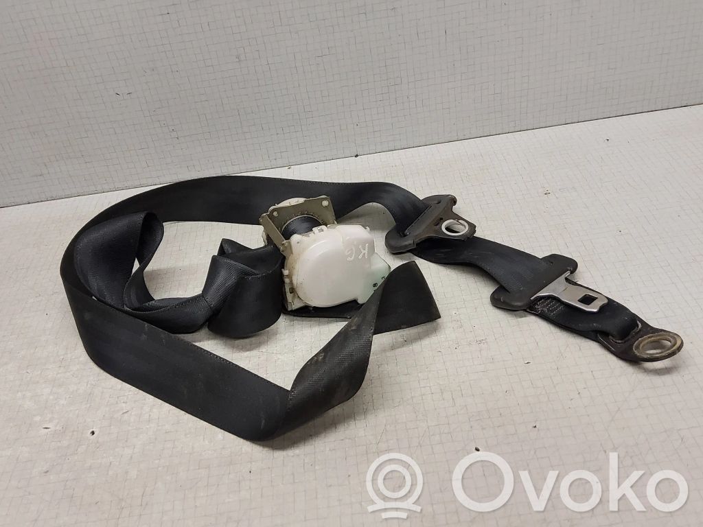 Toyota Aygo AB10 Cinturón trasero 