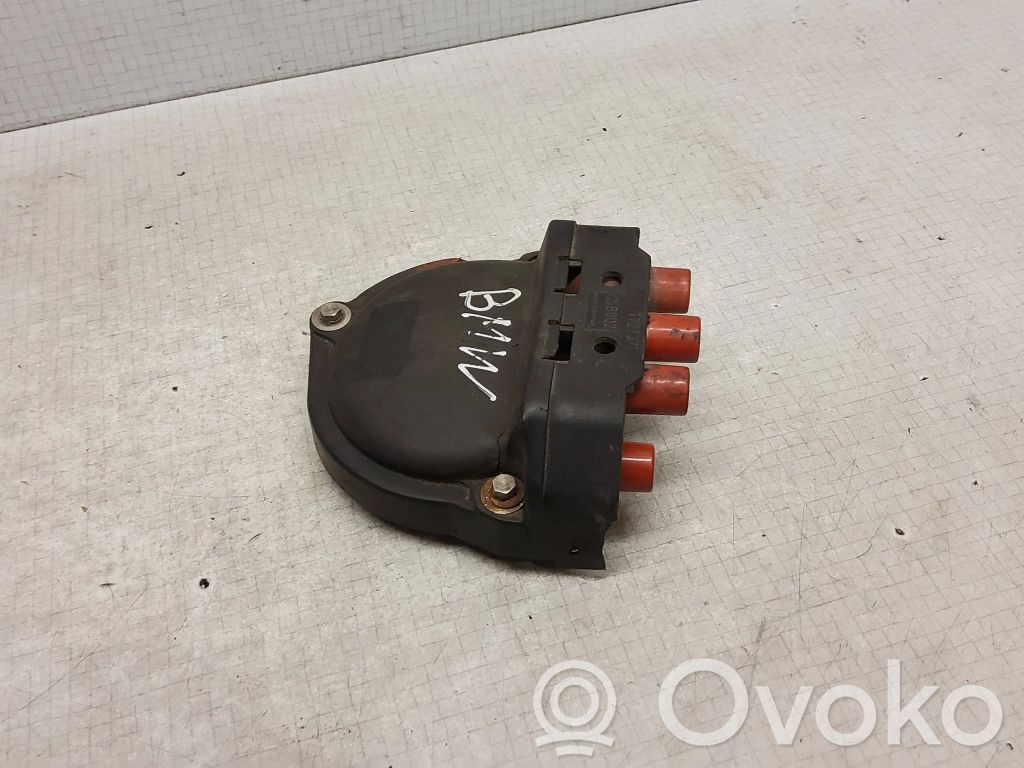 Spark distributor cap   1727371,BREMI8002