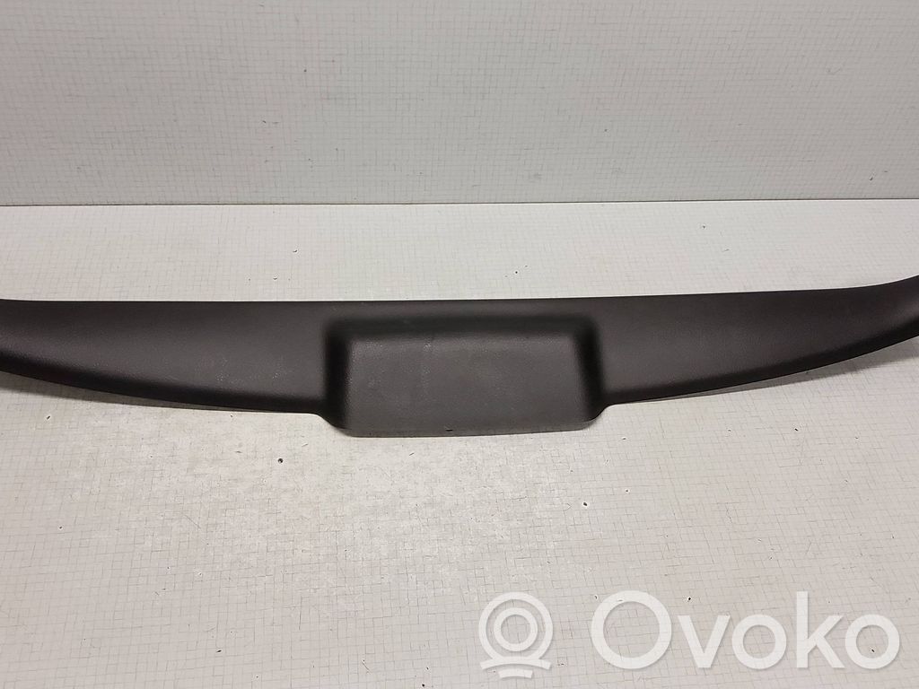 Toyota Verso Tailgate trim 