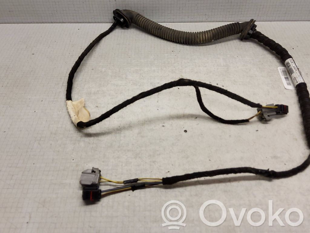 Cableado de puerta trasera   BK2T13B472ACF,BK2T14603YA