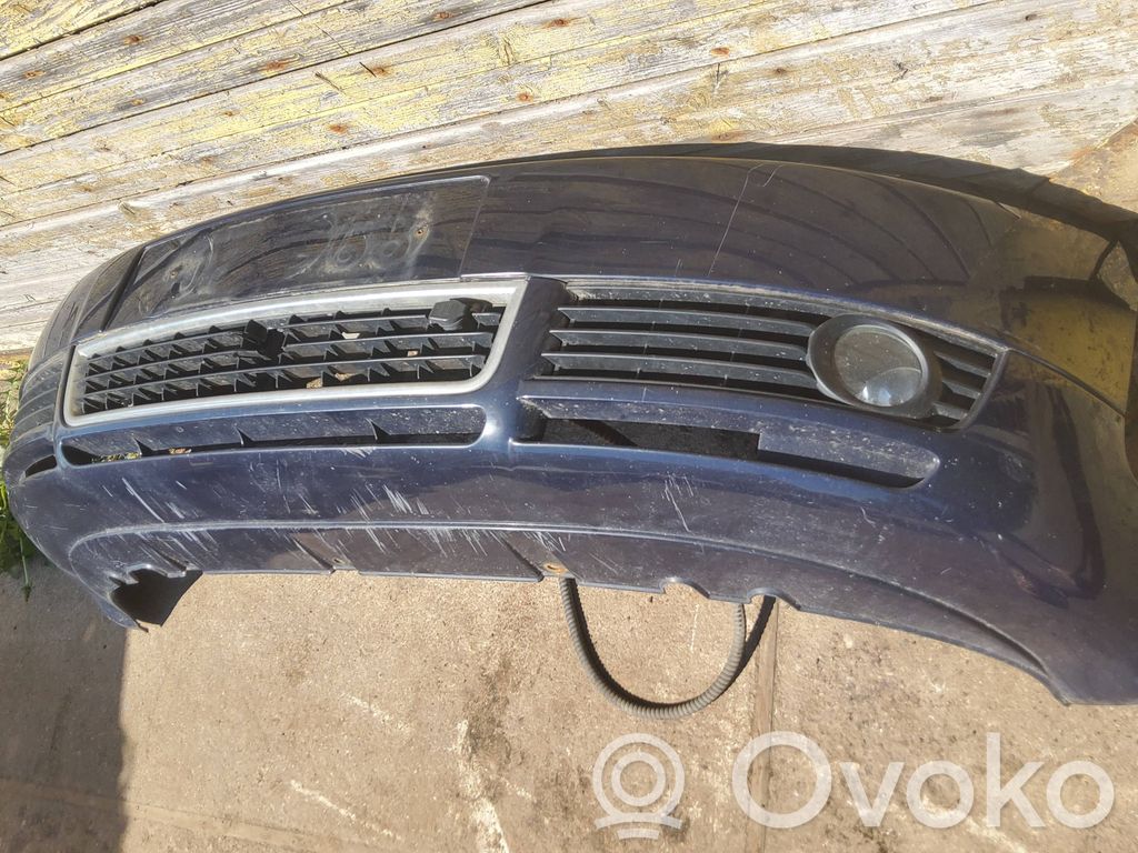 Audi A4 S4 B6 8E 8H Parachoques delantero 