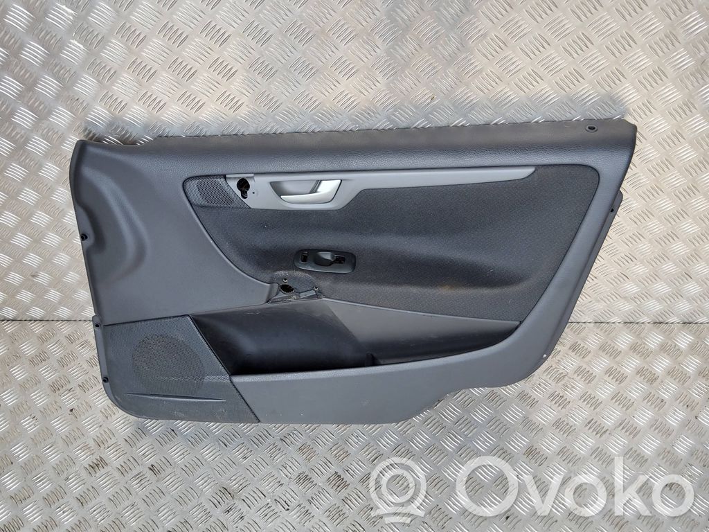 Volvo V70 Revestimiento de puerta delantera 