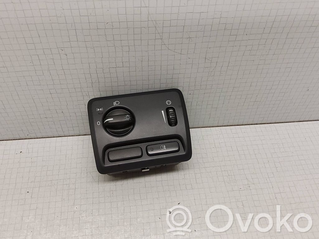 Light switch   30739311