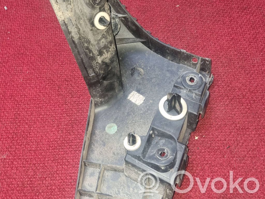 Renault Clio III Rear bumper mounting bracket 
