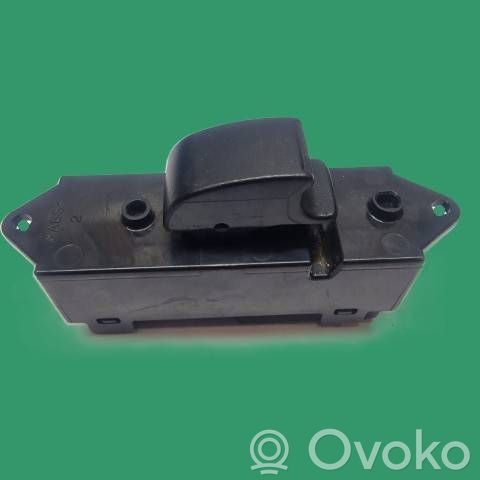 Electric window control switch   C8DD643M,1449D1