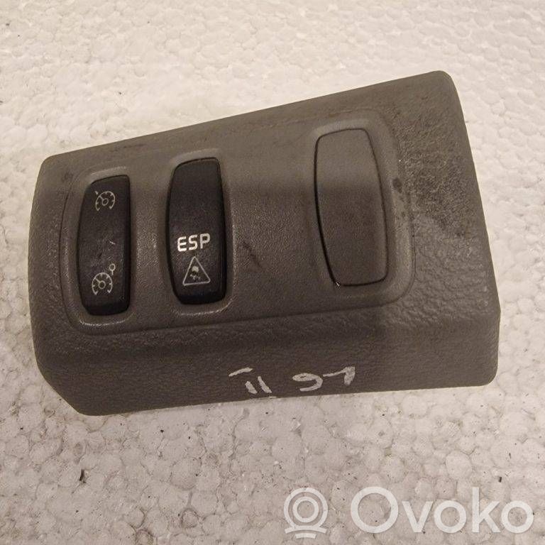 ESP (stability program) switch   8200025895,A1068510