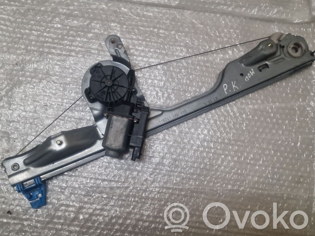 Renault Modus Front door window regulator with motor 