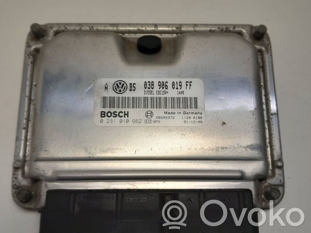 Volkswagen Golf IV Engine control unit/module 