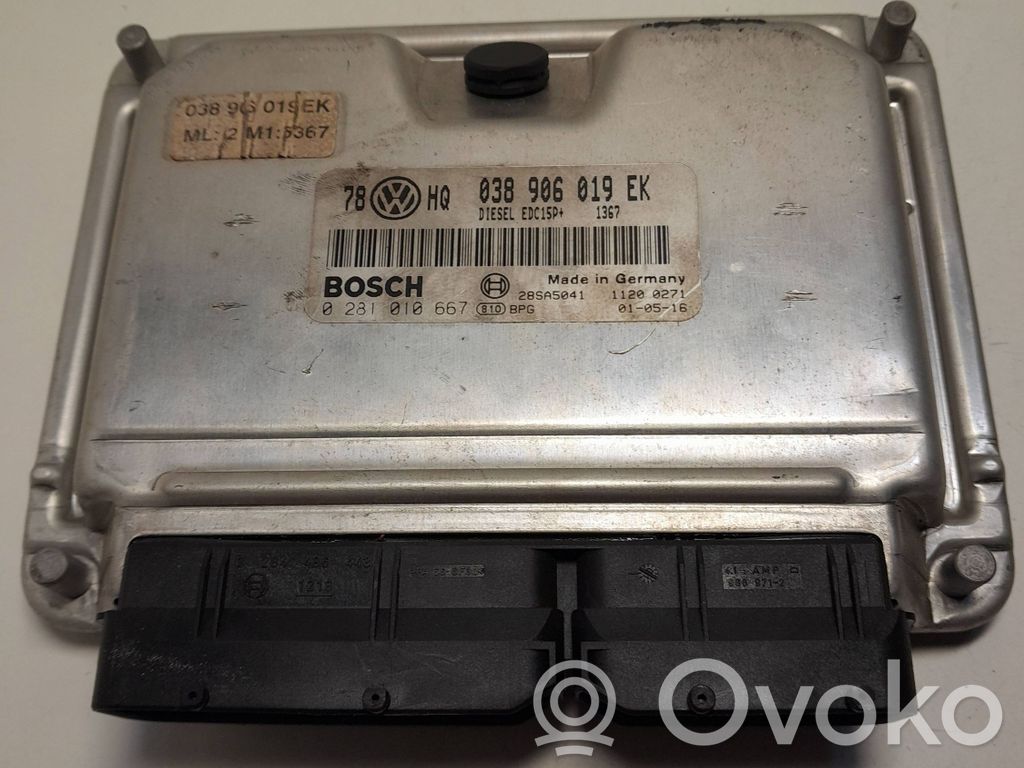 Volkswagen PASSAT B5.5 Engine control unit/module 