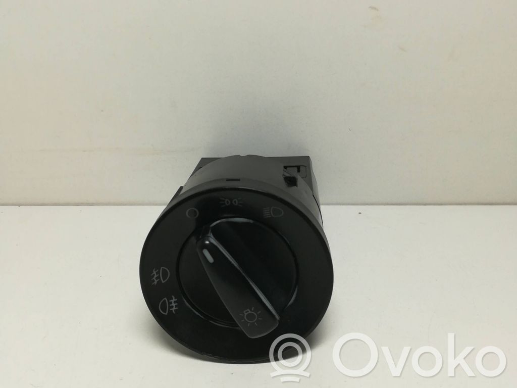 Light switch   3B0941531C