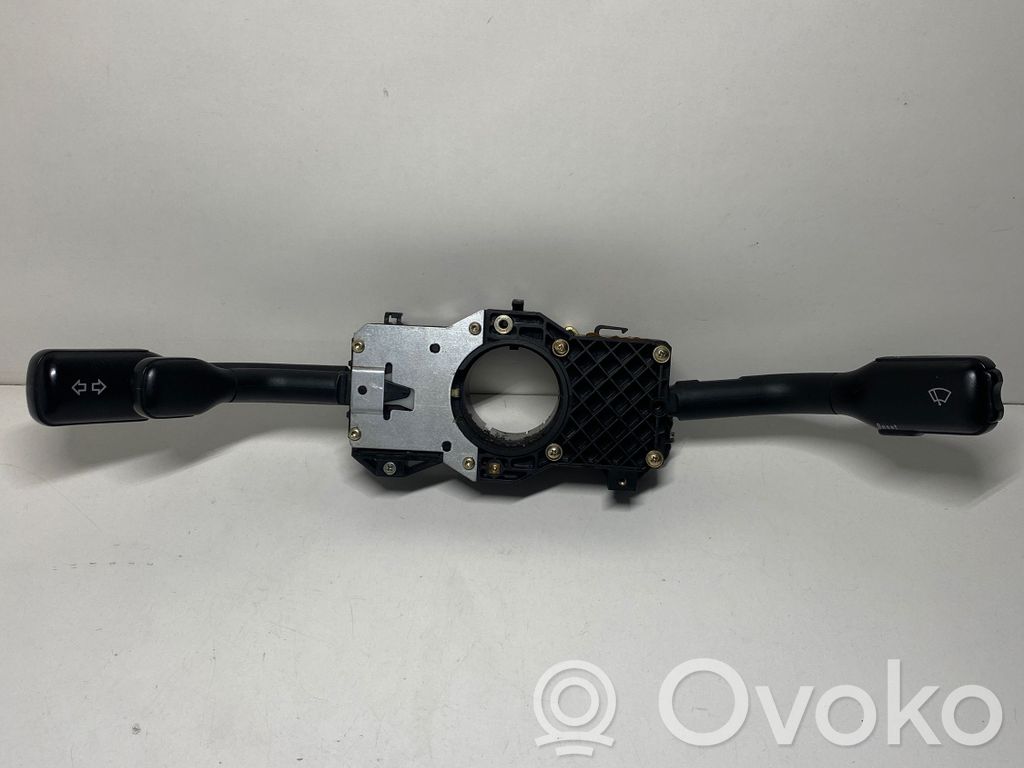Audi A4 S4 B5 8D Wiper turn signal indicator stalk/switch 