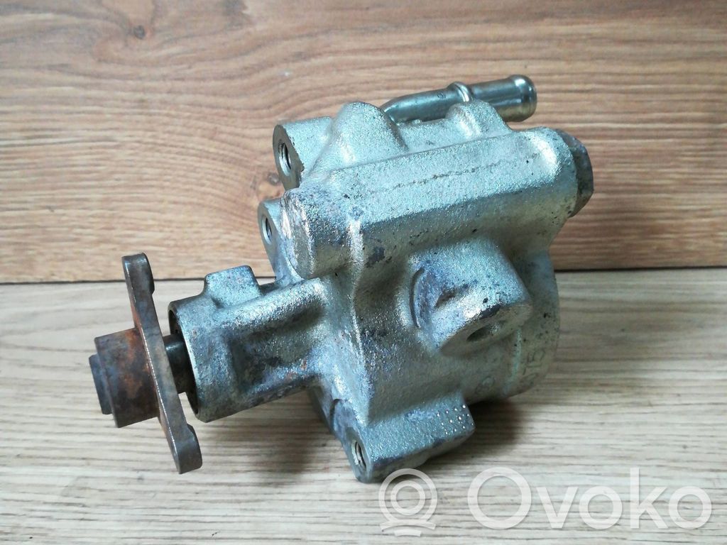 Renault Megane I Power steering pump 