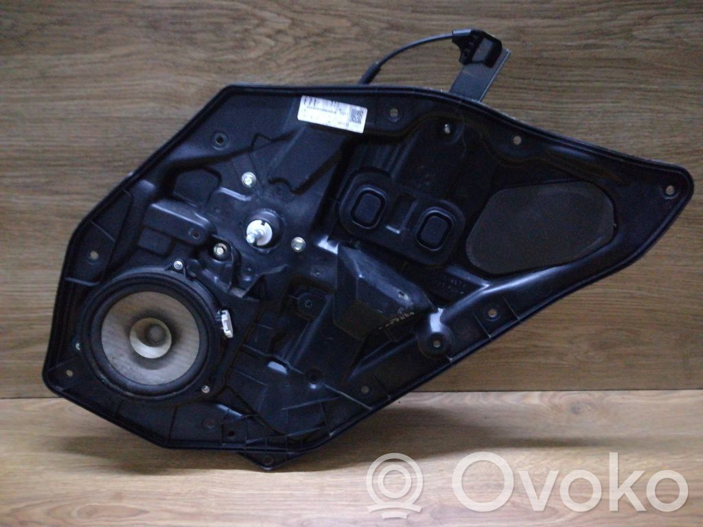 Regulador manual de la ventanilla trasera   DF717297XC
