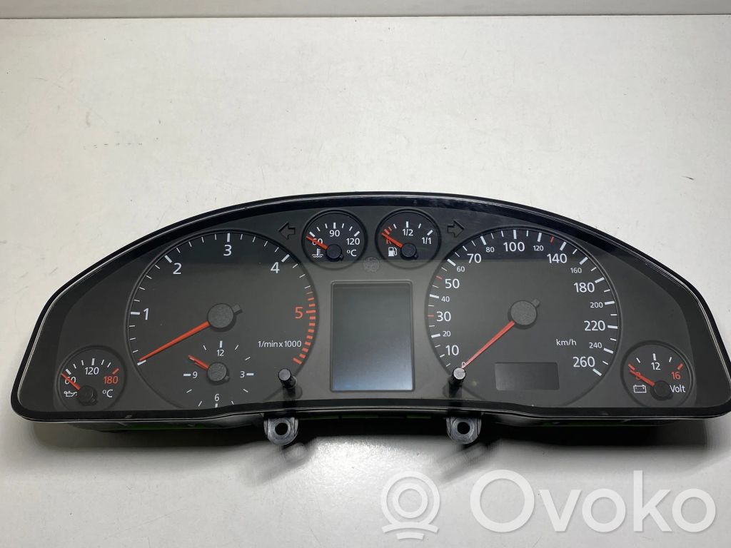 Audi A6 S6 C5 4B Speedometer (instrument cluster) 