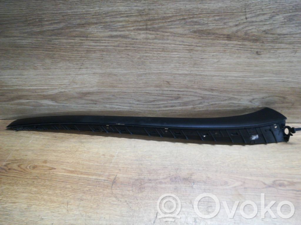 Windshield trim   5P0854320D,961291,AR310180