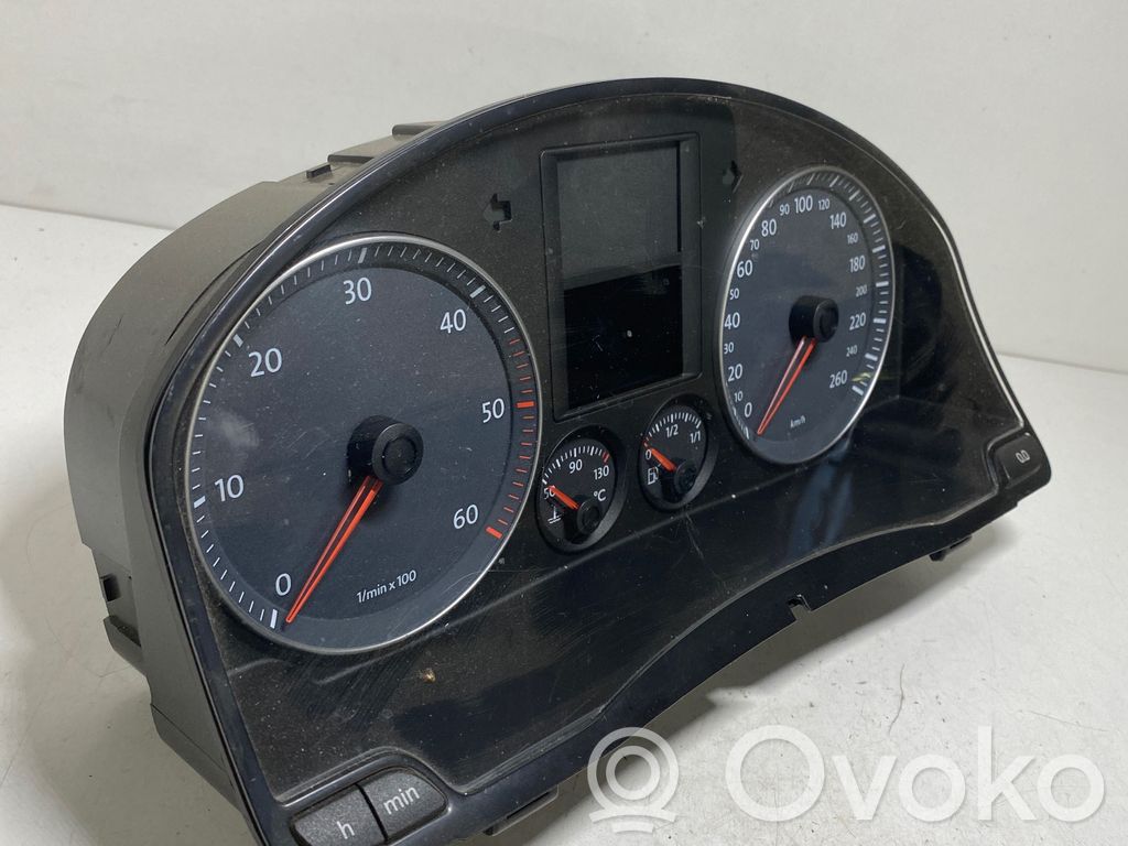 Volkswagen Golf V Speedometer (instrument cluster) 