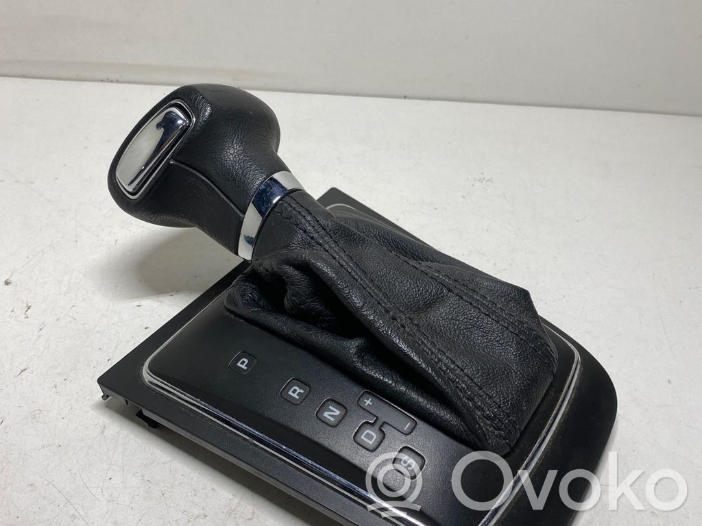 Skoda Octavia Mk2 (1Z) Perilla/embellecedor de cuero de la palanca de cambios 