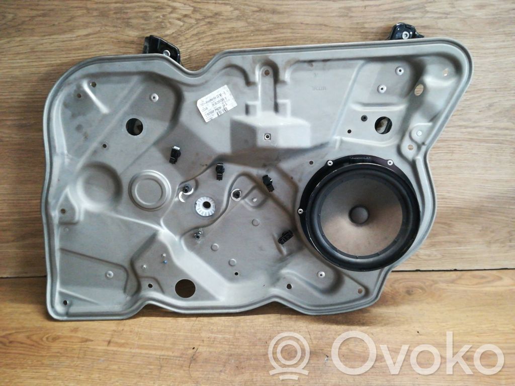 Skoda Octavia Mk2 (1Z) Mechanizm podnoszenia szyby przedniej bez silnika 