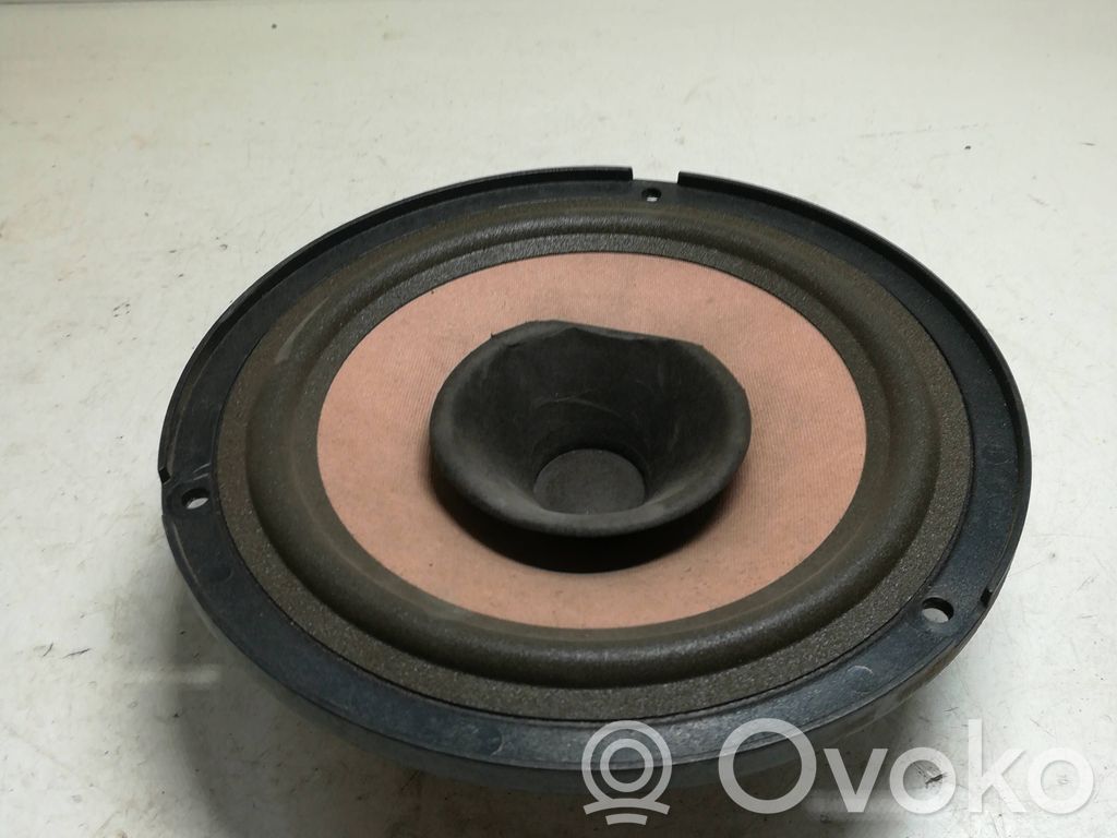 Opel Astra H Rear door speaker 