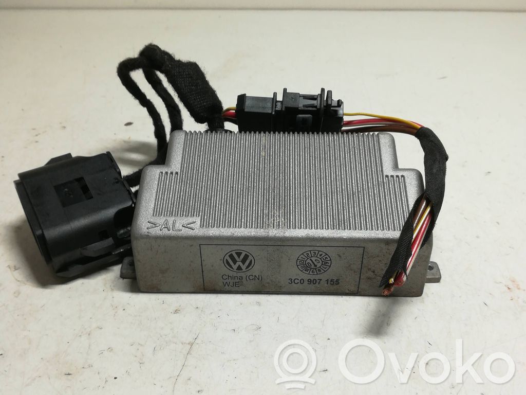 Volkswagen PASSAT B6 Inversor/convertidor de voltaje 