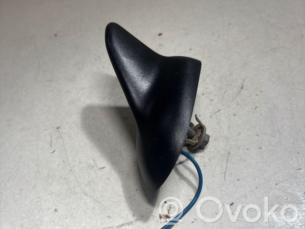 Opel Insignia A Aerial GPS antenna 