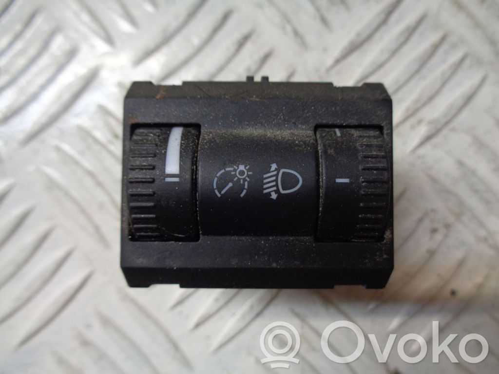 Skoda Yeti (5L) Interruptor de control de altura del faro delantero 