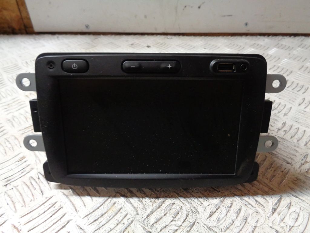 Dacia Duster II Radio / CD-Player / DVD-Player / Navigation 