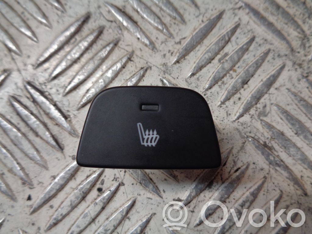 Opel Astra K Interruptor de calefacción del asiento 