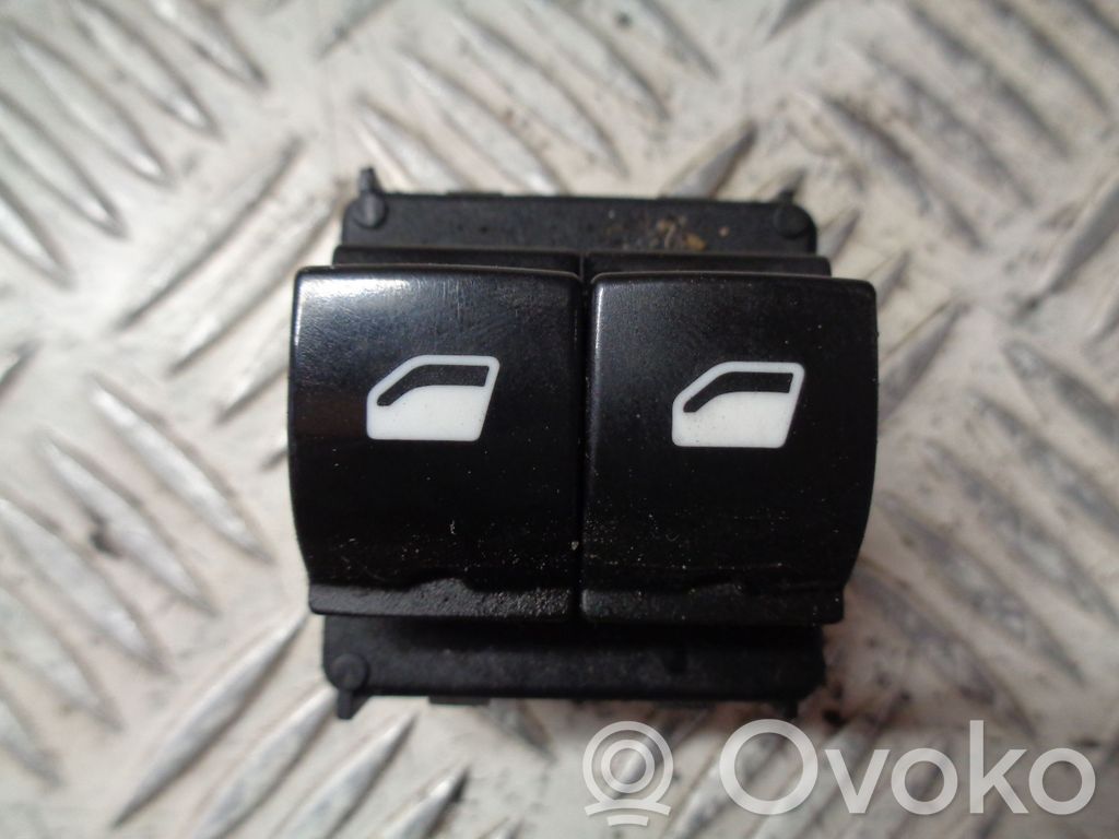 Citroen C4 Cactus Electric window control switch 