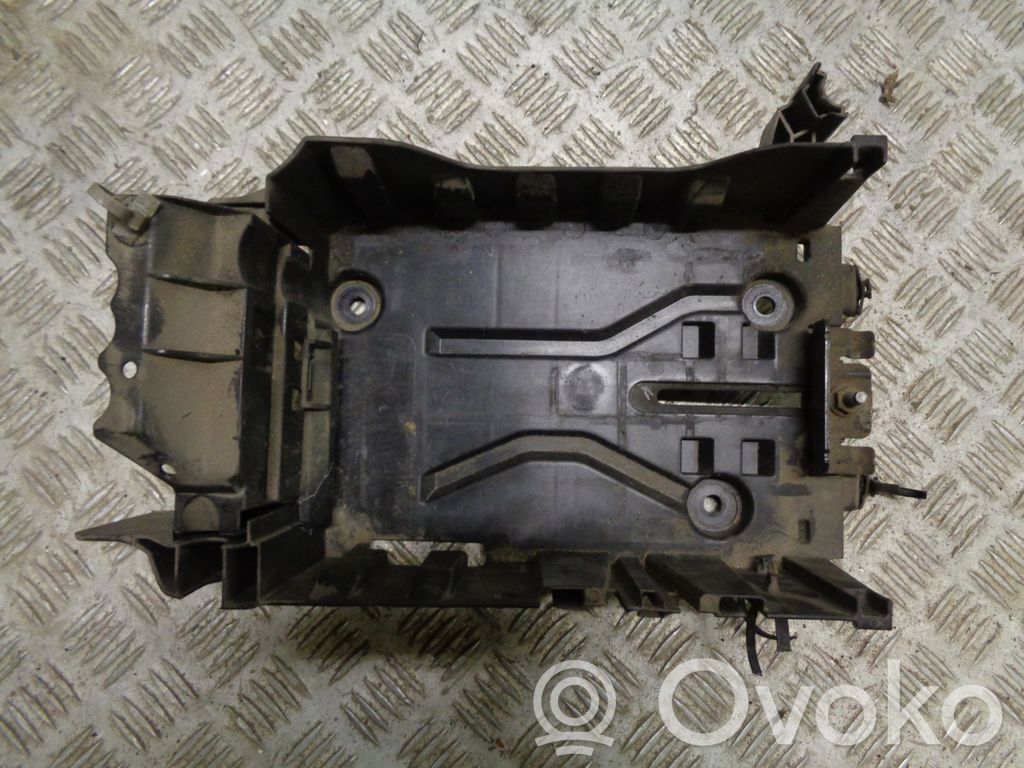 Opel Corsa E Battery box tray 
