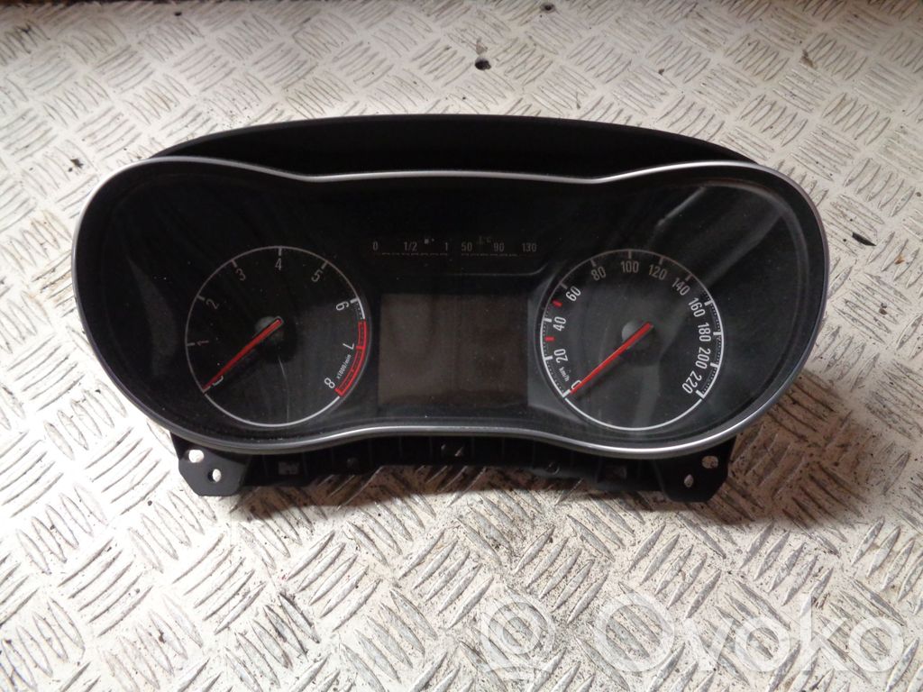 Opel Corsa E Speedometer (instrument cluster) 