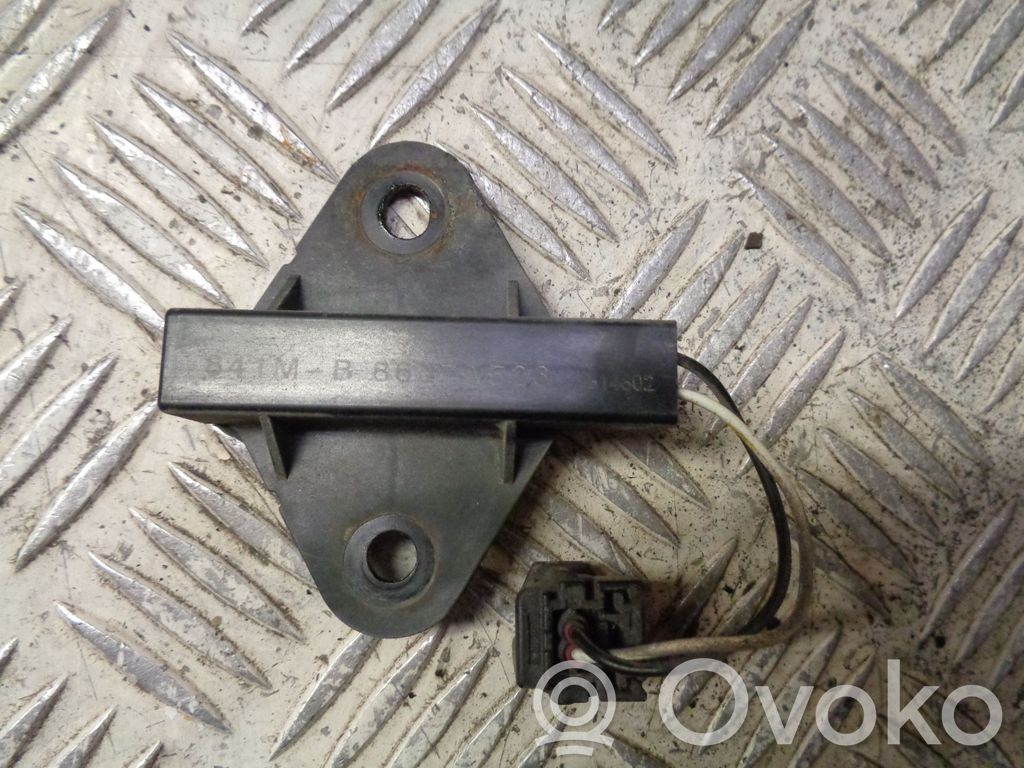 Mitsubishi Space Star Interjero komforto antena 