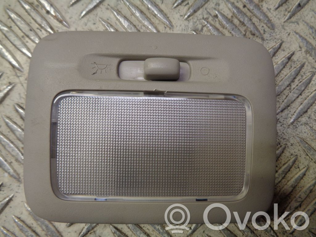 Mitsubishi Space Star Luz del asiento trasero 