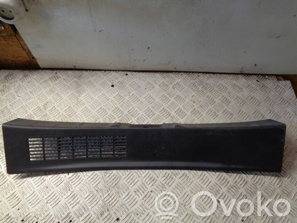 Mitsubishi Outlander Protector del borde del maletero/compartimento de carga 