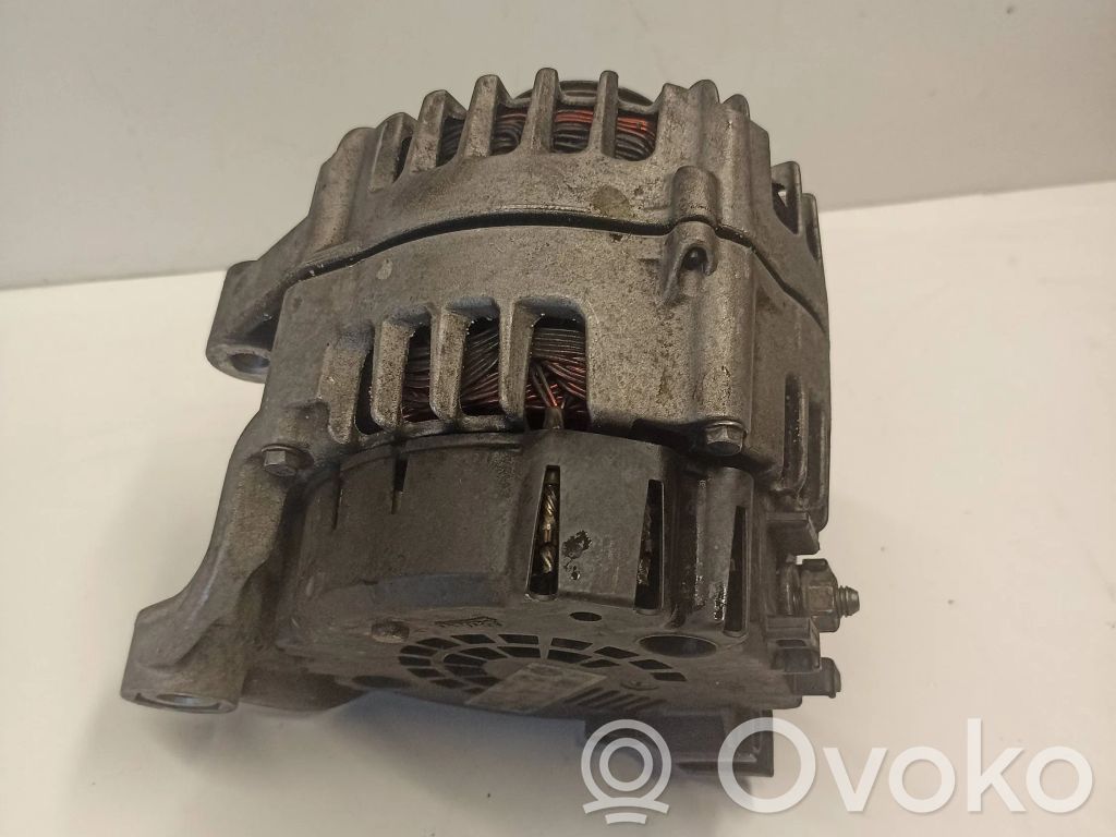 BMW 5 F10 F11 Ģenerators 
