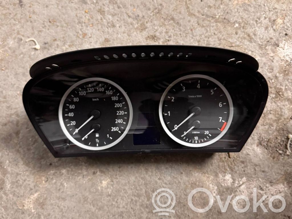 Speedometer (instrument cluster)