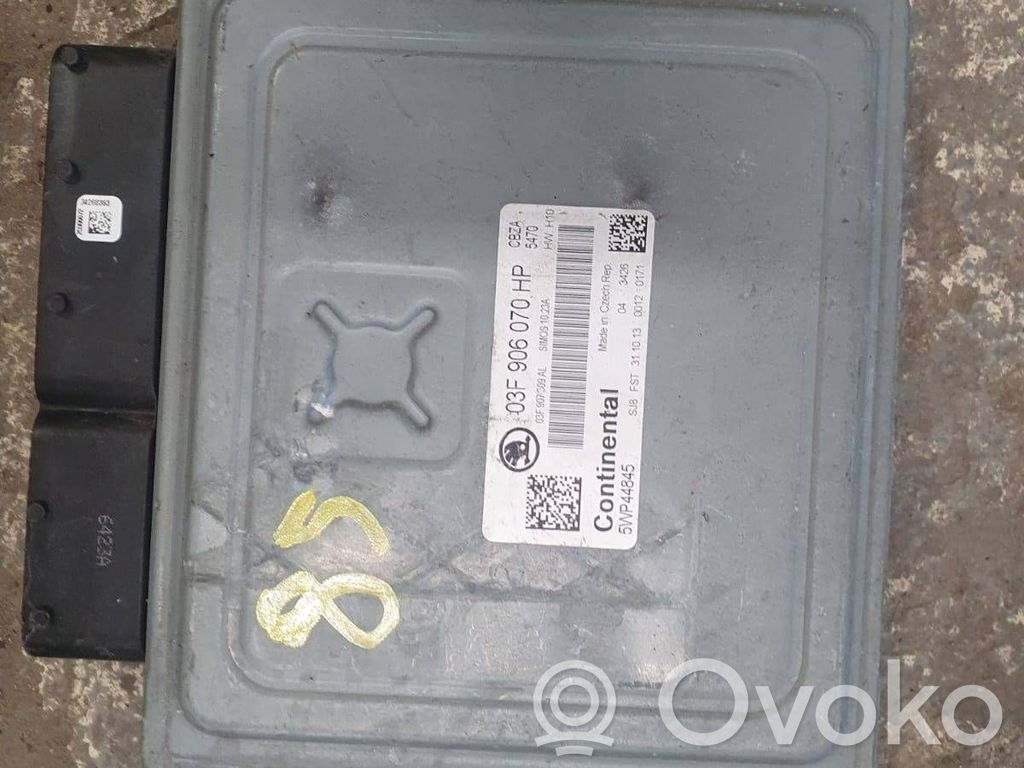 Skoda Fabia Mk2 (5J) Engine control unit/module 