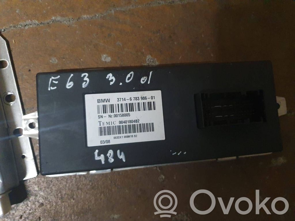 BMW 5 E60 E61 Air suspension control unit module (rear) 