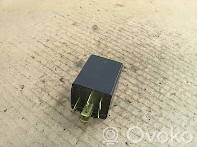 Saab 900 Other relay 
