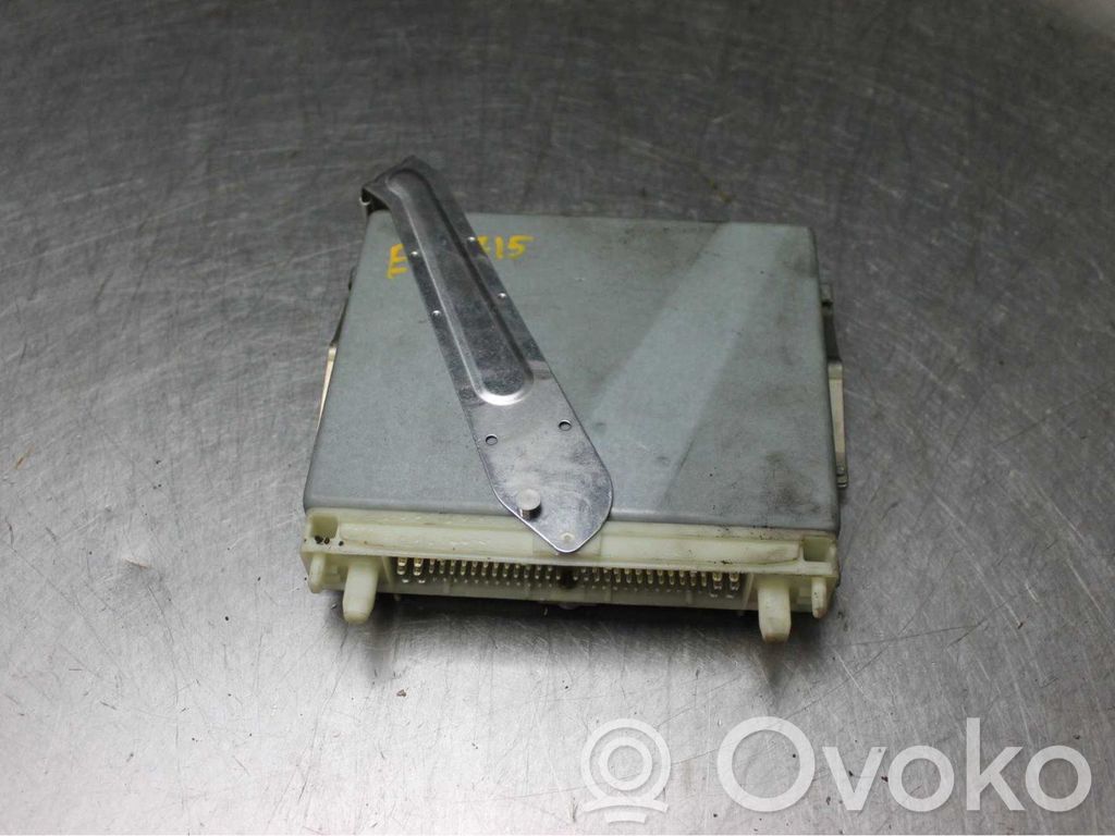Unité de commande / module d'injection   17390250,0281001534