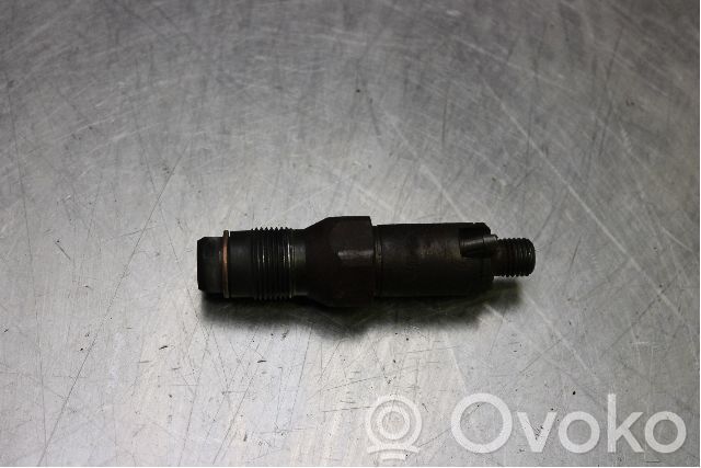 Inyector de combustible