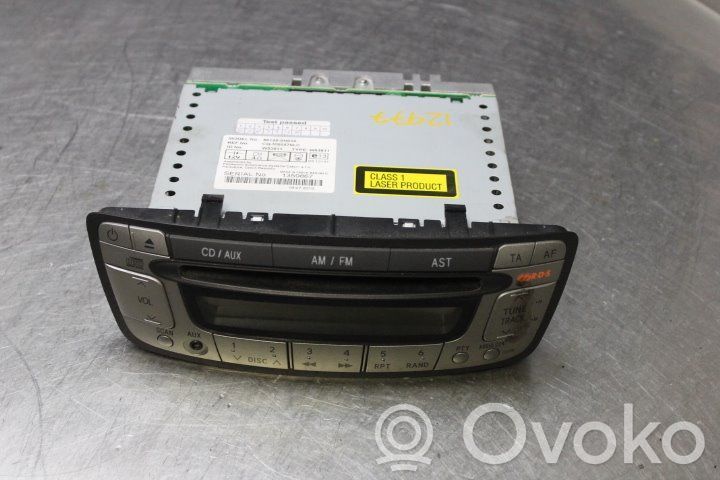 Peugeot 107 Unità principale autoradio/CD/DVD/GPS 