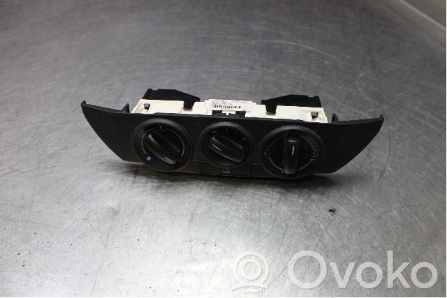 Volkswagen Polo Unitate control climatizare 