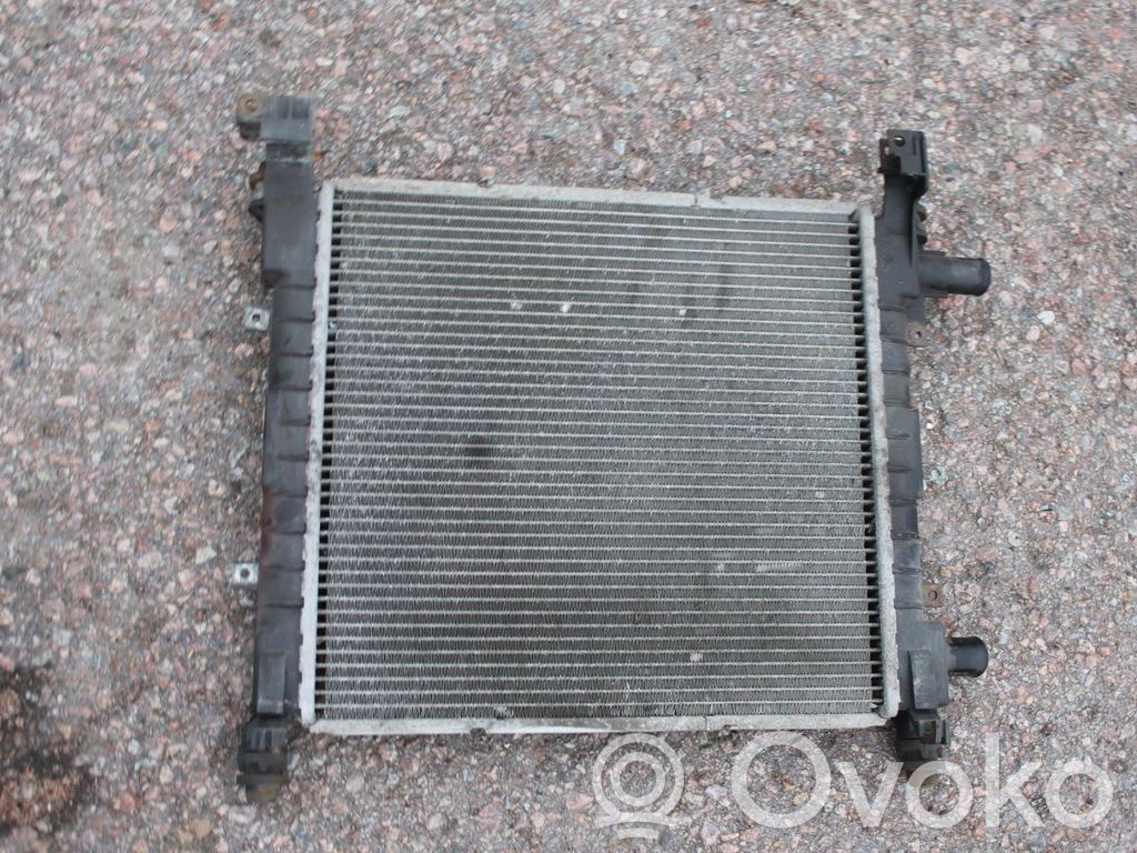 Coolant radiator   1671697