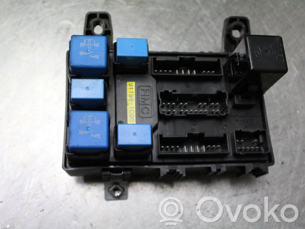 Hyundai Getz Fuse module 